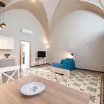 Apartment Guesthost - Corte Del Salento - Charming