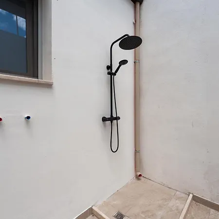 Guesthost - Corte Del Salento - Charming Appartement Casarano