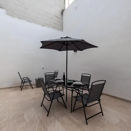 Guesthost - Corte Del Salento - Charming